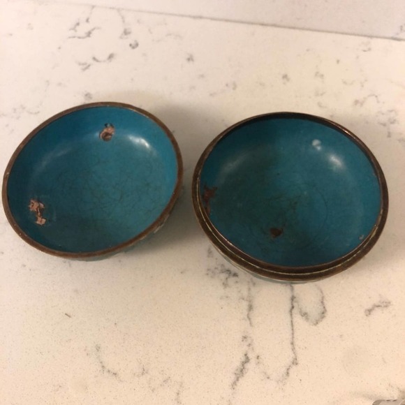 Antique Chinese Cloisonne Lidded Trinket Box - Picture 2 of 10